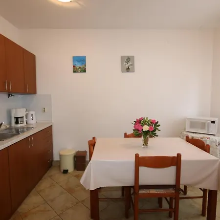 Two-bedroom In Ii Šilo