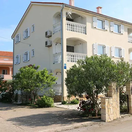 Two-bedroom In Ii Šilo
