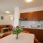 Appartement Two-bedroom In Ii
